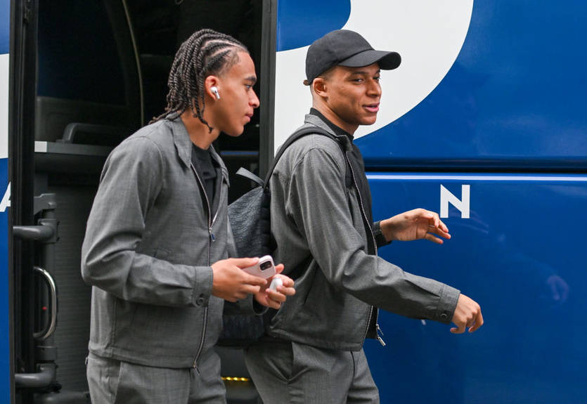 Брат Мбаппе не собирается переходить в Реал вслед за Килианом