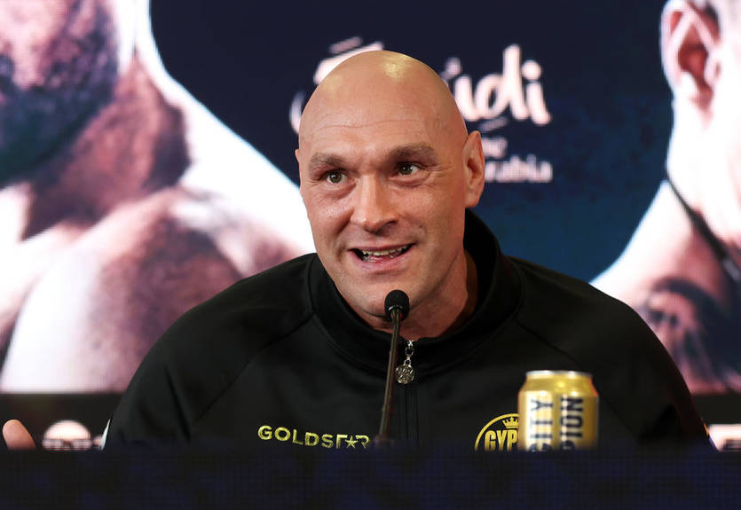 "Было не мое время": Фьюри оценил перенос боя с Усиком