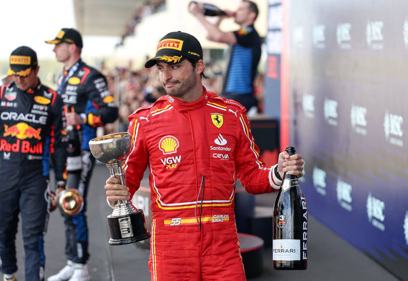 Сайнс і Мерседес близькі до укладення угоди