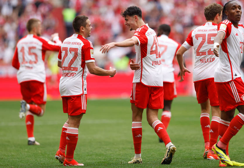 Бавария достаточно уверенно переиграла Кельн Бавария достаточно уверенно переиграла Кельн