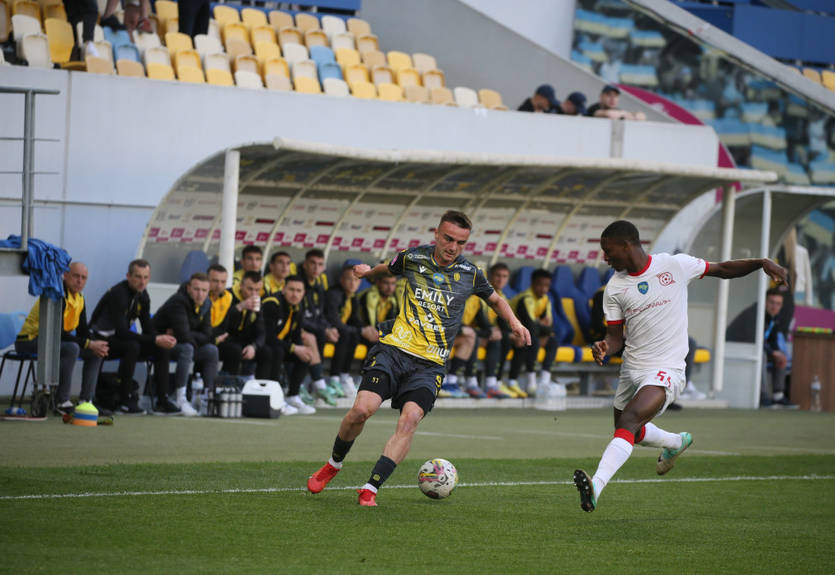 Рух зумів відібрати очки в Кривбаса в домашньому матчі