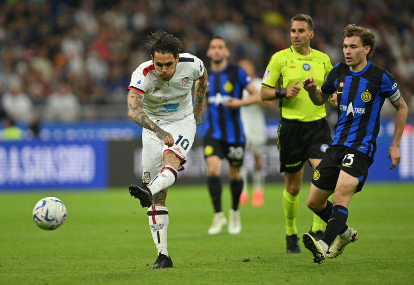 Интер неожиданно упустил победу над Кальяри