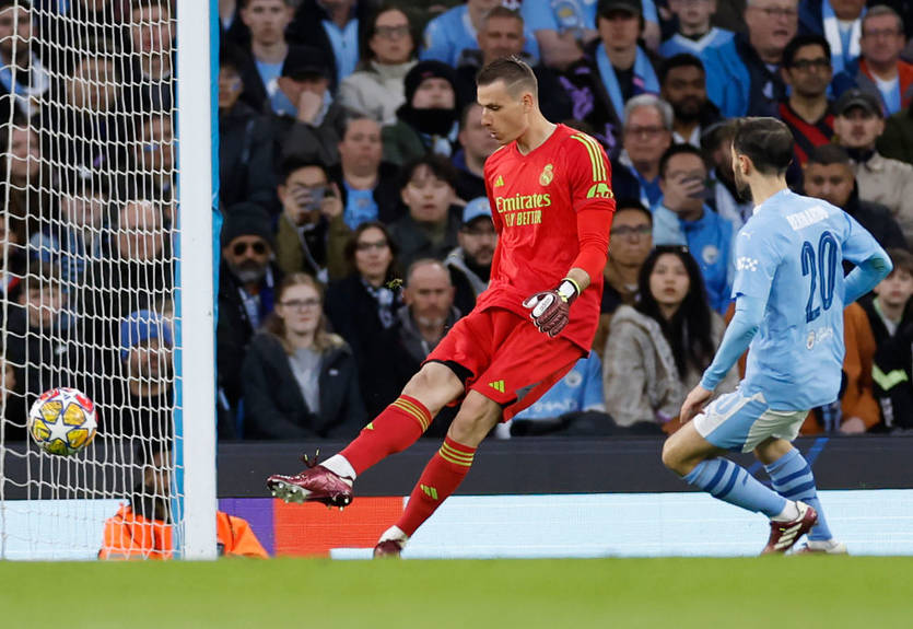 "Много страданий": Лунин оценил победу над Манчестер Сити