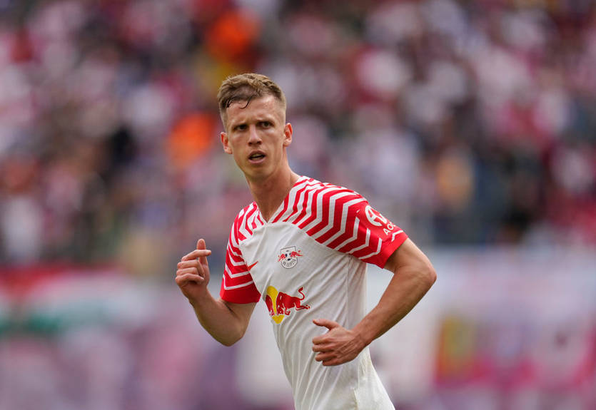 Представники Барселони та Ман Сіті спілкувалися з агентом одного з лідерів збірної Іспанії Представники Барселони та Ман Сіті спілкувалися з агентом одного з лідерів збірної Іспанії