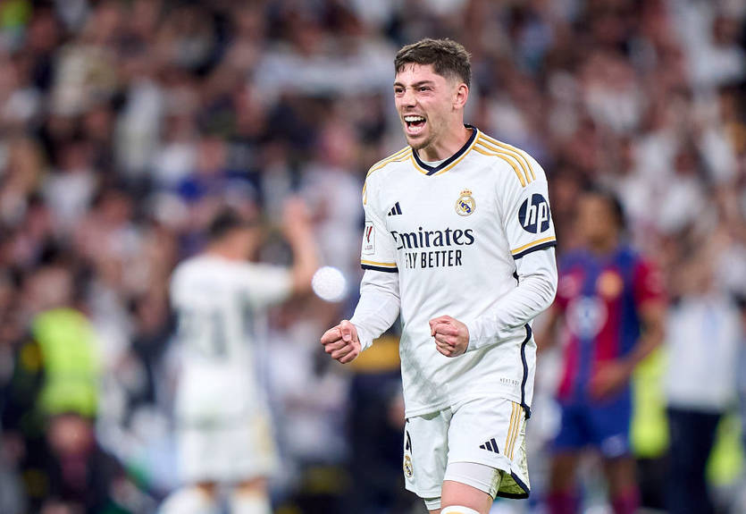 Футболисты Реала устроили безумные танцы после победы над Барселоной