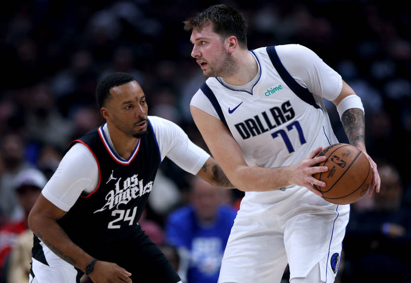 Плей-офф НБА: Миннесота второй раз обыграла Финикс, Даллас сравнял счет в серии с Клипперс