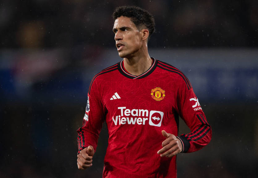 Манчестер Юнайтед активно ищет замену одному из основных защитников Манчестер Юнайтед активно ищет замену одному из основных защитников