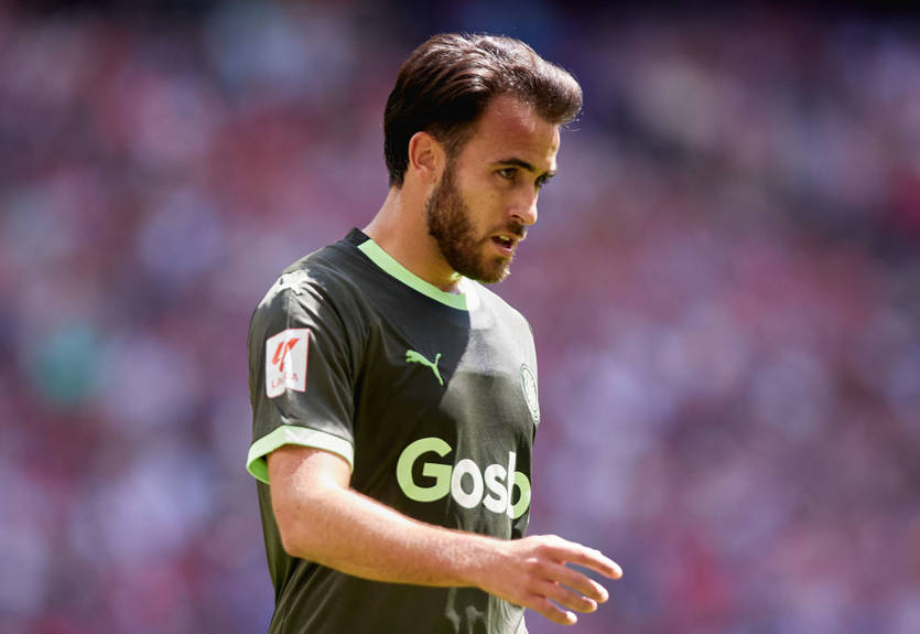 Барселона установила ценник на игрока, которого арендует Жирона Довбика и Цыганкова