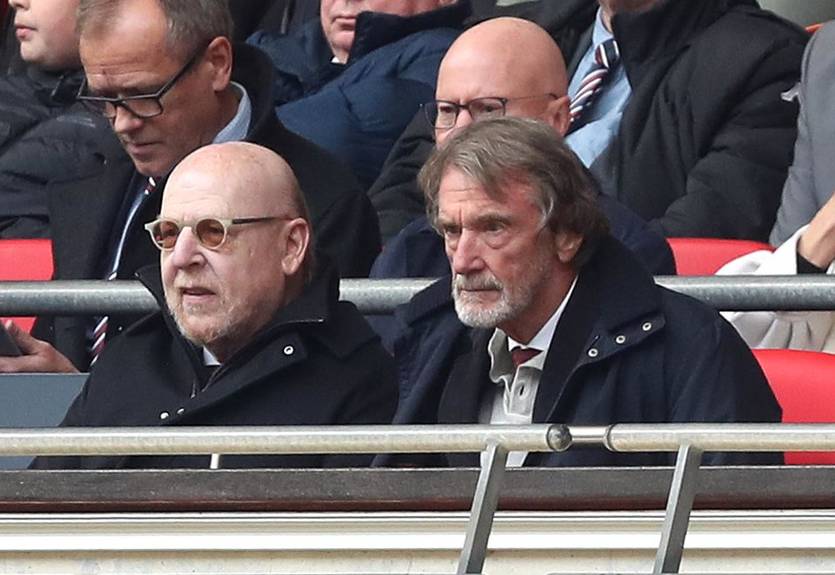 Реткліфф скасував ще частину пільг співробітників Манчестер Юнайтед