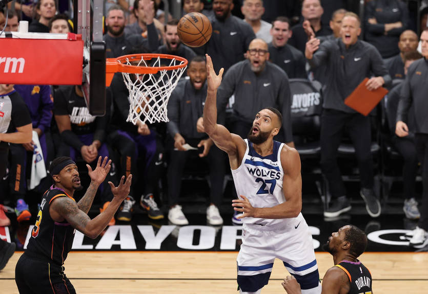 Плей-офф НБА: Міннесота обіграла Фінікс, Індіана вирвала перемогу у Мілуокі