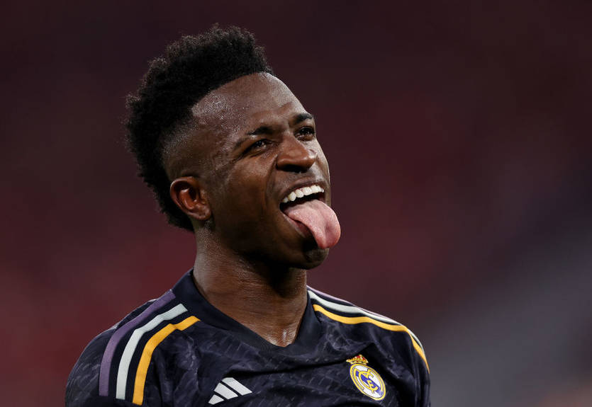 Гениальный ассист Крооса и дубль Винисиуса в видео голов и обзоре матча Бавария - Реал