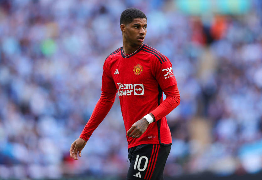 Лидера Манчестер Юнайтед заметили в ночном клубе с колумбийской моделью