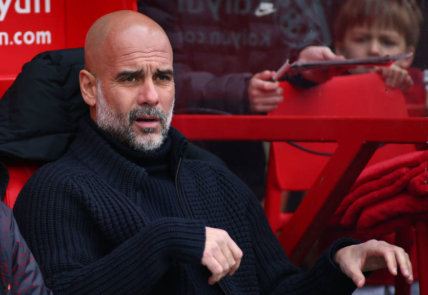 Відчайдушний фанат переслідував Гвардіолу на велосипеді заради спільного фото