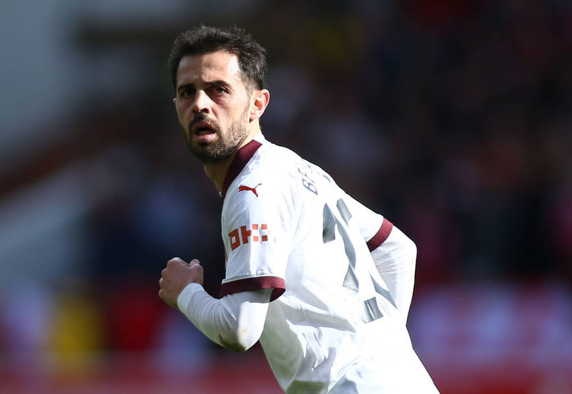 Барселоне придется бороться с Баварией за одного из лидеров Ман Сити