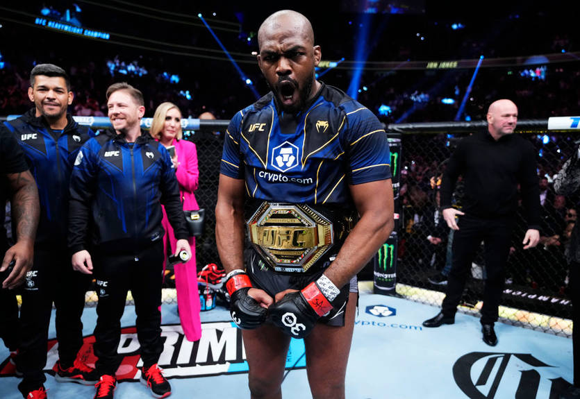 Джон Джонс назвав умову, за якої він звільнить чемпіонський пояс Джон Джонс назвав умову, за якої він звільнить чемпіонський пояс