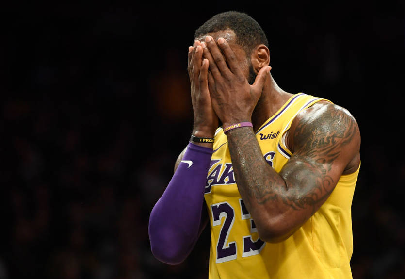 Аллен поставил девятый блок-шот в карьере ЛеБрона