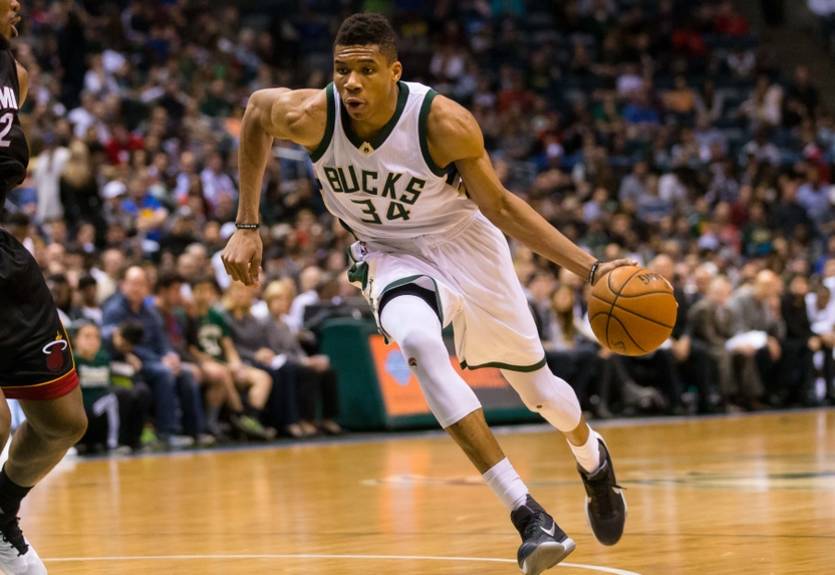 Слэм-данк через Леня – в топ-10 моментов дня НБА