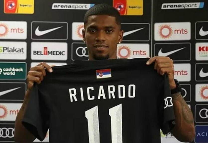 Партизан отказался продавать своего форварда в Динамо Партизан отказался продавать своего форварда в Динамо