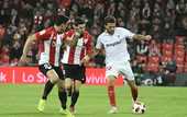 Кубок Испании: Севилья обыграла Атлетик, Барселона проиграла Леванте