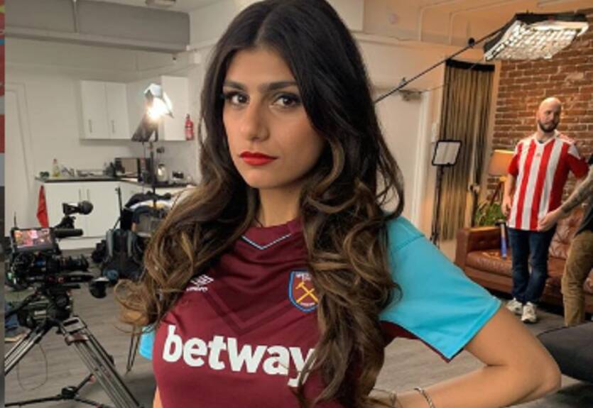 Бывшая порнозвезда получила работу в АПЛ и помогла Вест Хэму обыграть Арсенал Бывшая порнозвезда получила работу в АПЛ и помогла Вест Хэму обыграть Арсенал