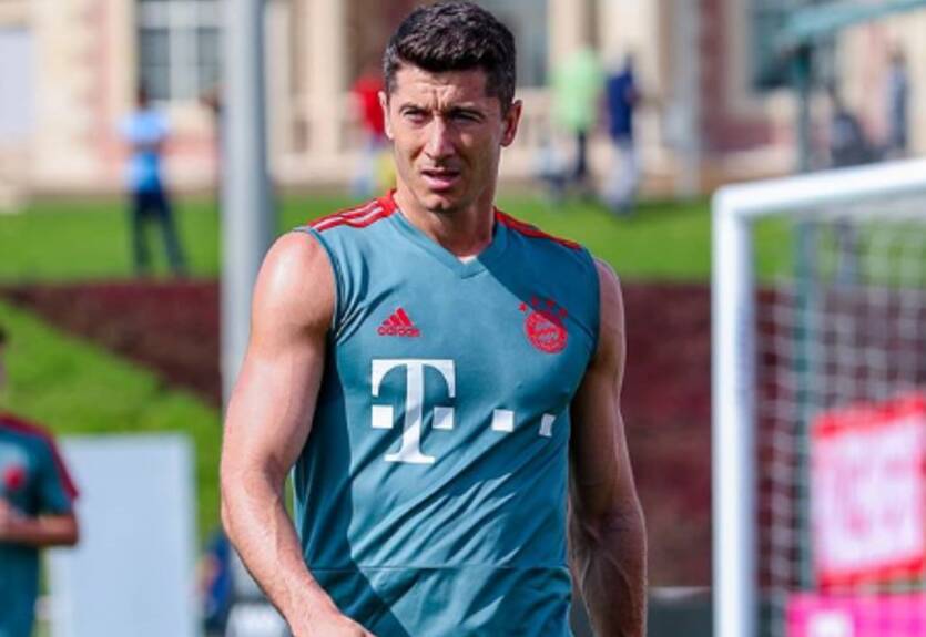 Левандовски провел отпуск в зале и накачал тело до неузнаваемости Левандовски провел отпуск в зале и накачал тело до неузнаваемости