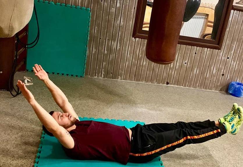 Ломаченко вернулся к тренировкам