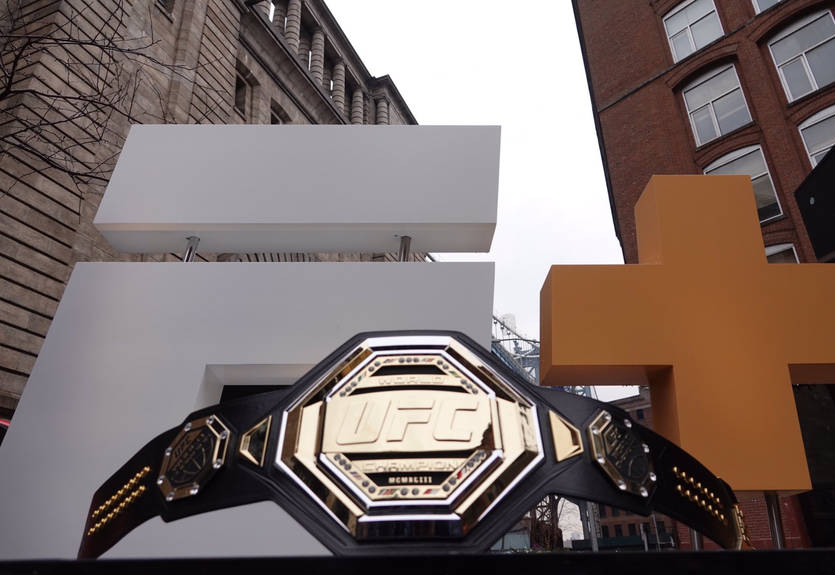 UFC показала редизайн чемпионского пояса и изменил формат его вручения