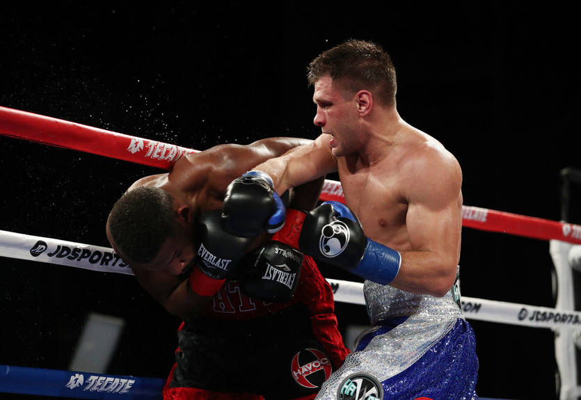 Деревянченко: Альварес фаворит в бою с Джейкобсом