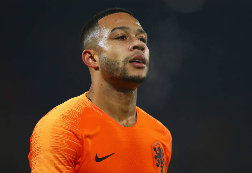 Фанаты Сент-Этьена обидели Депая, напомнив ему об отсутствии отца