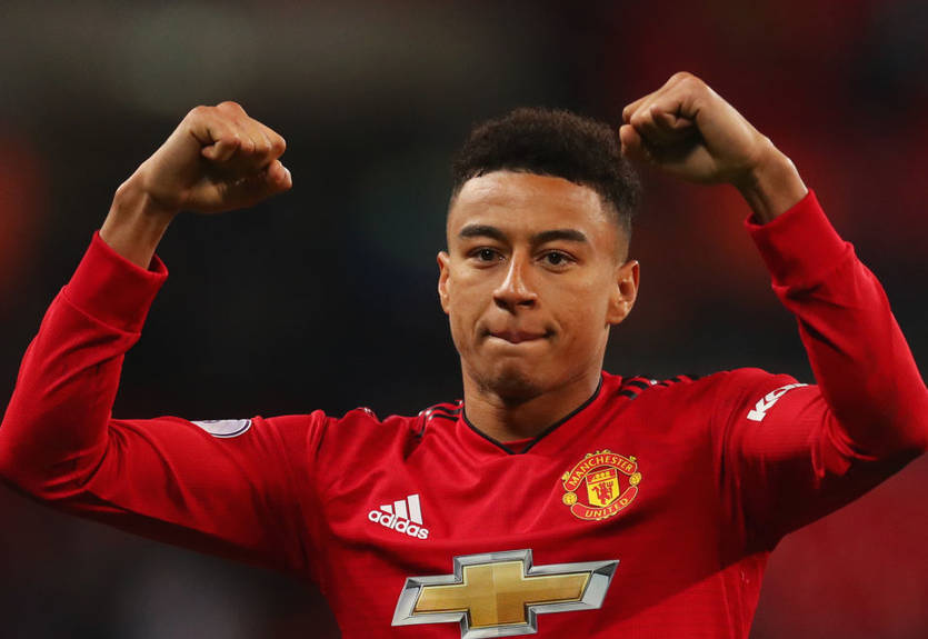 Игрок МЮ лишился галстука после встречи с фокусником