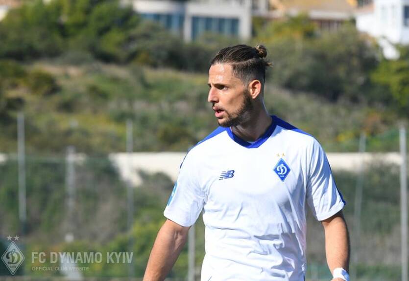 Соль: Мне надо начинать помогать этой великой команде идти к цели