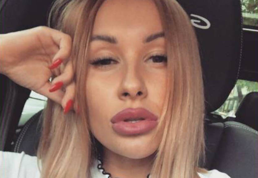 Жена Морозюка обвинила фанатов Динамо в том, что не смогла улететь в Турцию к мужу