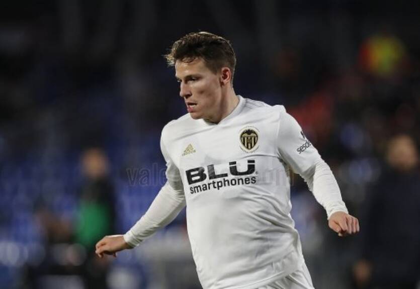 Гамейро продемонстрировал синяк под глазом, который ему поставил Пике