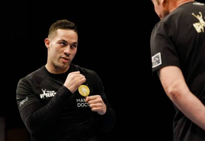 Хирн намерен свести потенциальных соперников Усика в одно шоу