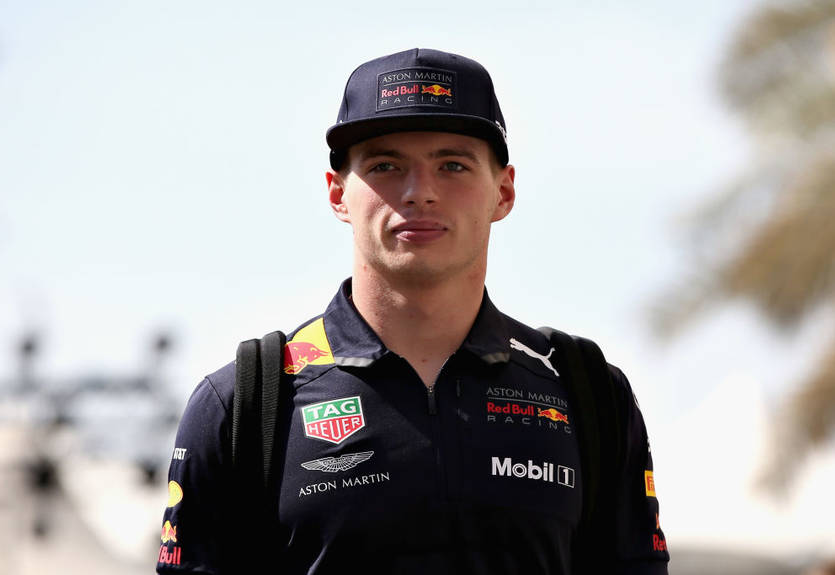 Ферстаппен: Не собираюсь прыгать с парашютом, как Хэмилтон Ферстаппен: Не собираюсь прыгать с парашютом, как Хэмилтон