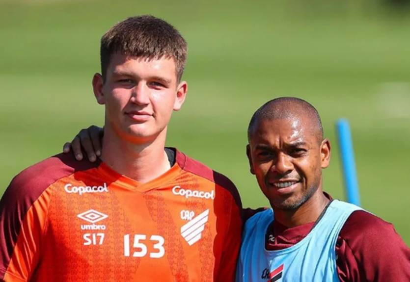 Український воротар відзначився переможним голом у матчі за молодіжку бразильського клубу Український воротар відзначився переможним голом у матчі за молодіжку бразильського клубу