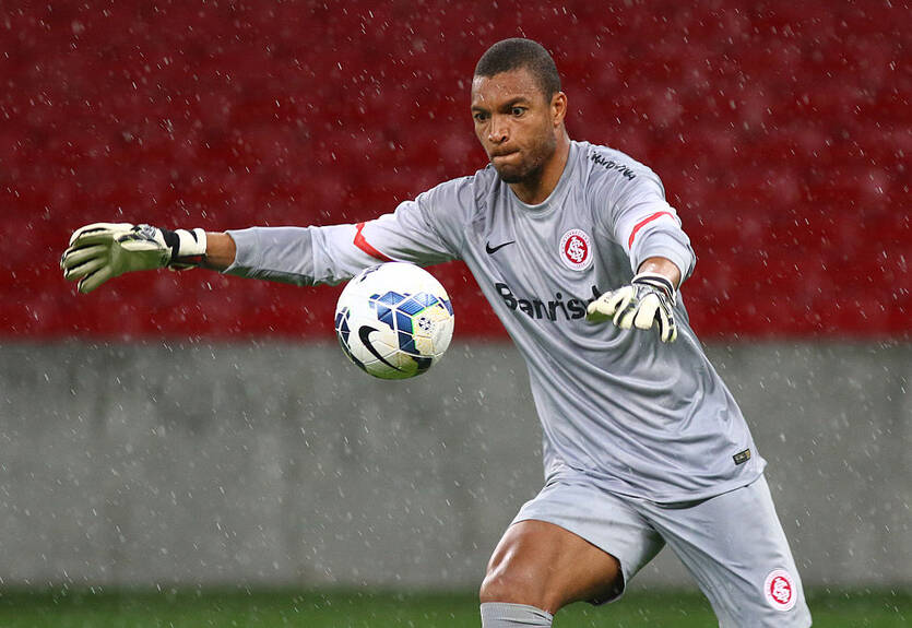 Дида: Алиссон - один из сильнейших голкиперов в Европе