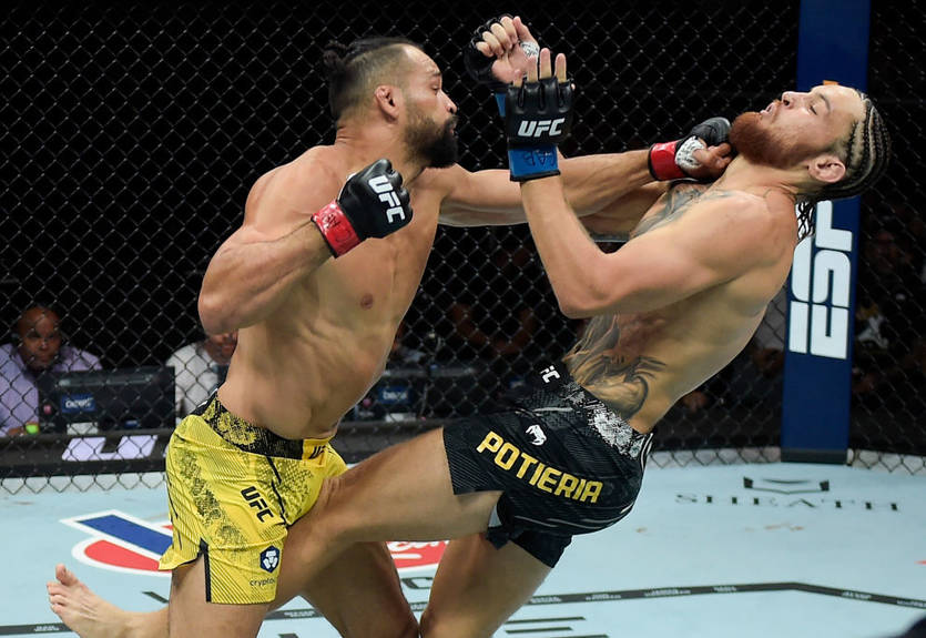 Потеря потерпел сокрушительное поражение на UFC 301