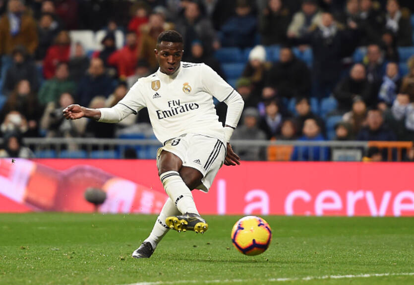 Отец Винисиуса разрешит сыну набить тату, если тот забьет Аяксу