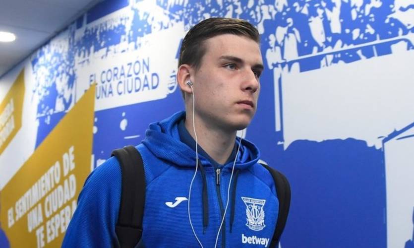 Андрей Лунин