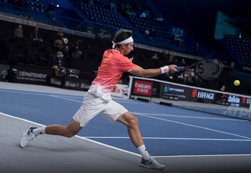 Марсель (АТР): Стаховский проиграл Циципасу и вылетел с турнира в четвертьфинале