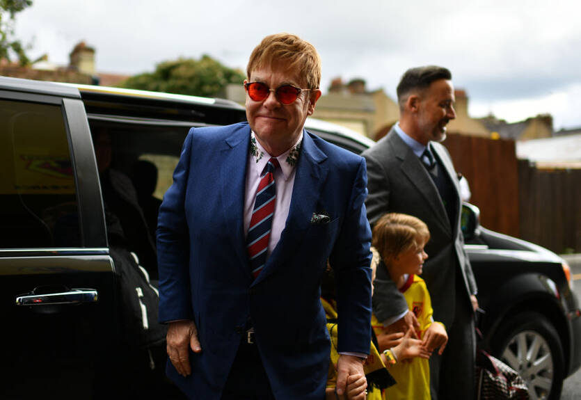 Президент Уотфорда: Элтон Джон прекрасно разбирается в футболе Президент Уотфорда: Элтон Джон прекрасно разбирается в футболе