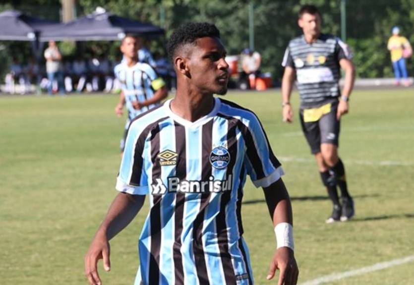 Тете подтвердил свой трансфер в Шахтер