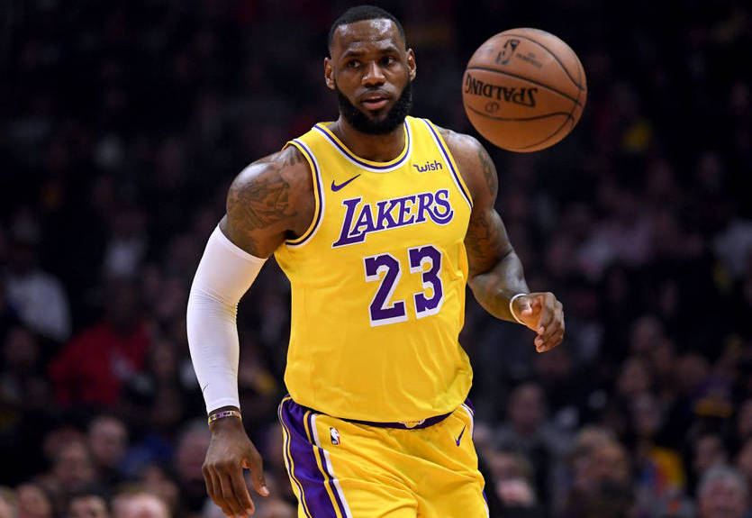 Проход Ингрэма и данк со спины от ЛеБрона - в топ-10 моментов НБА