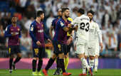 Барселона в гостях без особых проблем обыграла мадридский Реал