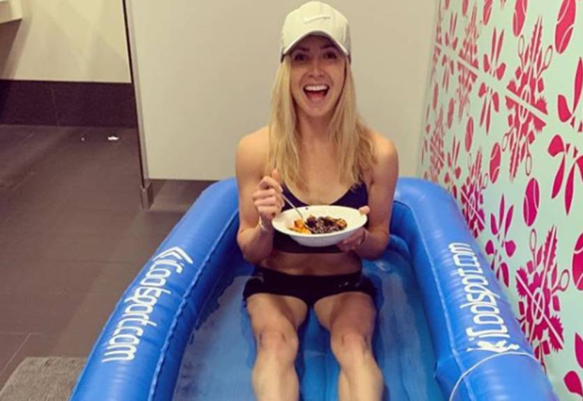 Свитолина нажарила блинов и поздравила с Масленицой