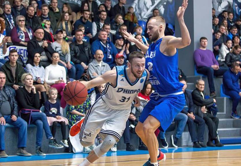 Днепр в третий раз подряд завоевал Кубок Украины по баскетболу