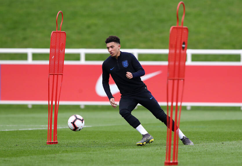 Санчо забил издевательский гол с пенальти на тренировке сборной Англии Санчо забил издевательский гол с пенальти на тренировке сборной Англии