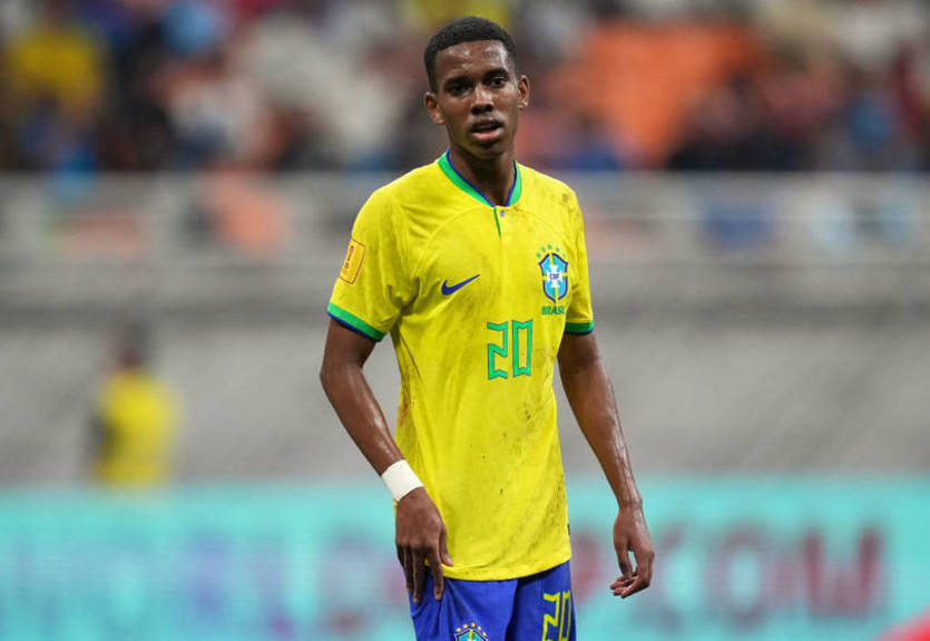 Челси поборется с Баварией за подписание бразильского вундеркинда