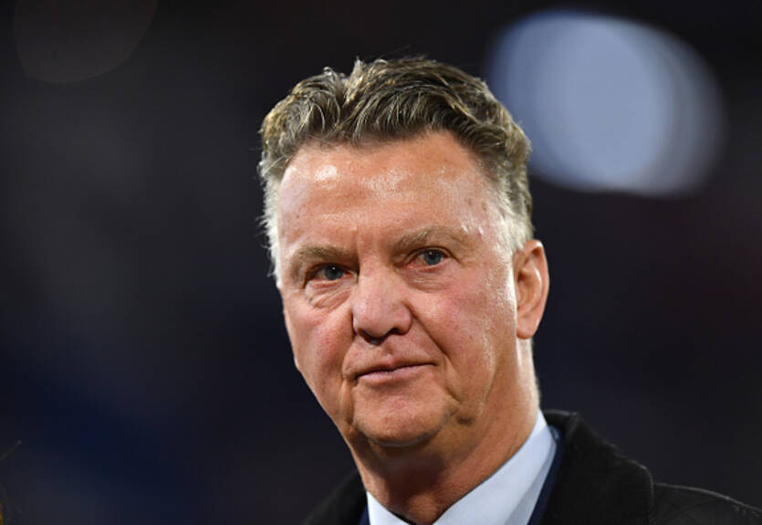 Ван Гал: У Ливерпуля команда лучше, чем у Ман Сити и Барселоны